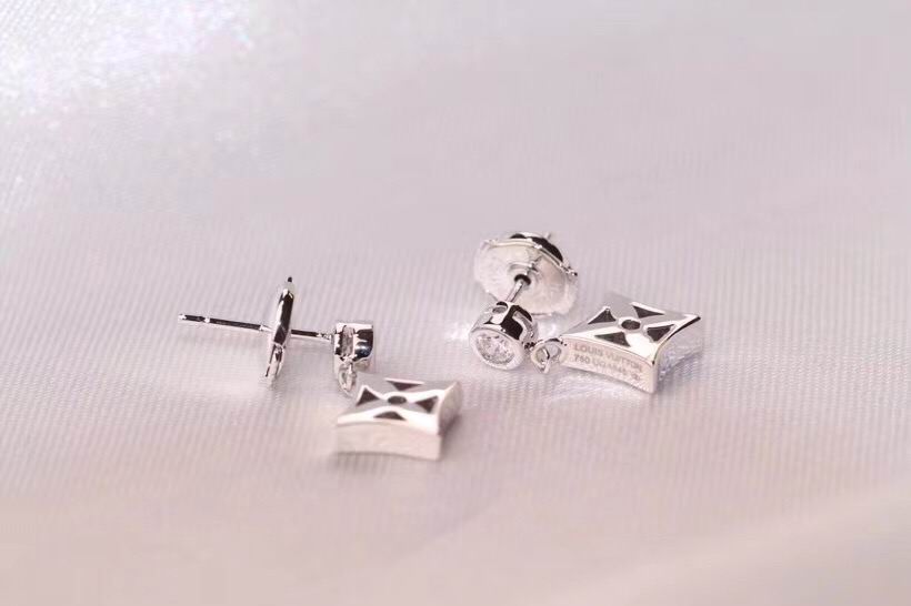 Wholesale Cheap Louis Vuitton Earrings for Sale