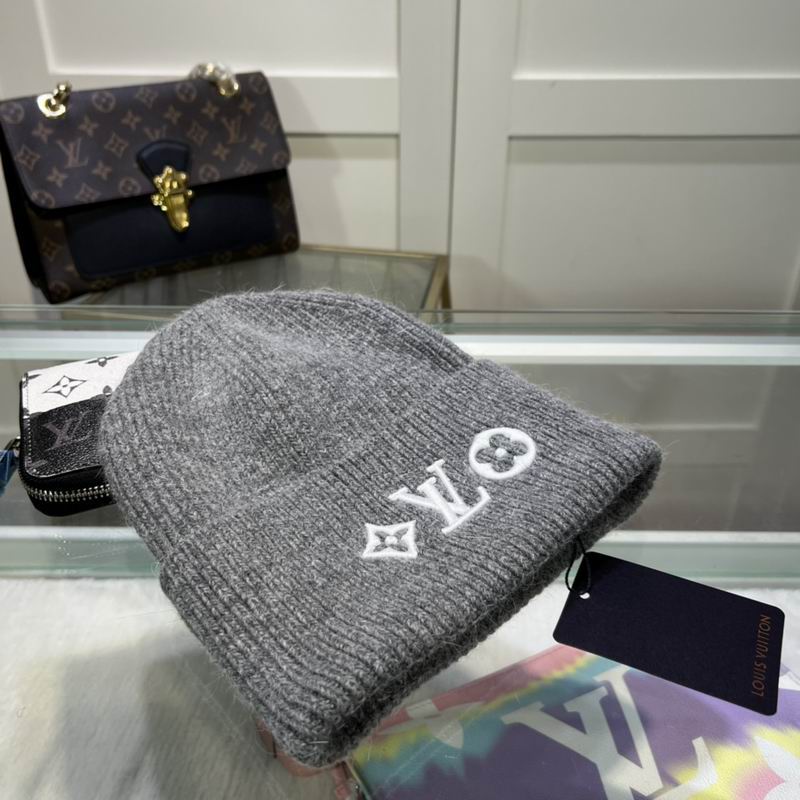 Wholesale Cheap Louis Vuitton Replica Designer Beanies for Sale
