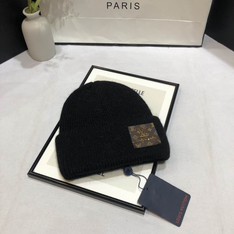 Wholesale Cheap Louis Vuitton Replica Designer Beanies for Sale