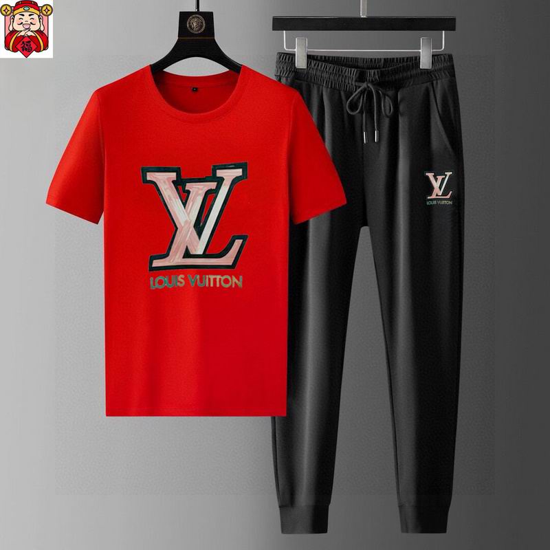 Wholesale High-quality Cheap Louis Vuitton Short Sleeve Replica Designer Tracksuits for sale