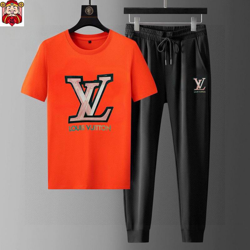 Wholesale High-quality Cheap Louis Vuitton Short Sleeve Replica Designer Tracksuits for sale
