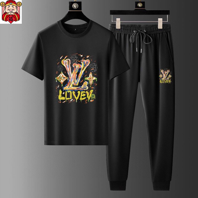 Wholesale High-quality Cheap Louis Vuitton Short Sleeve Replica Designer Tracksuits for sale