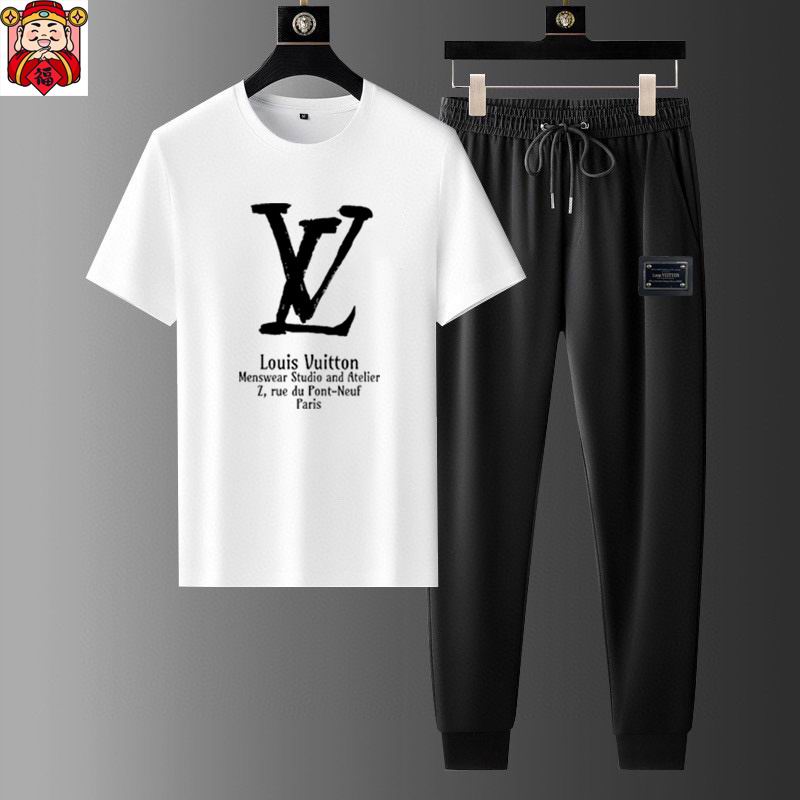 Wholesale High-quality Cheap Louis Vuitton Short Sleeve Replica Designer Tracksuits for sale