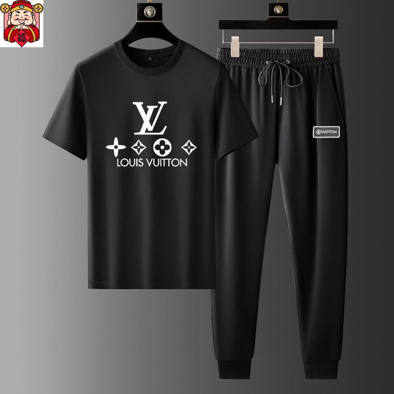 Wholesale High-quality Cheap Louis Vuitton Short Sleeve Replica Designer Tracksuits for sale