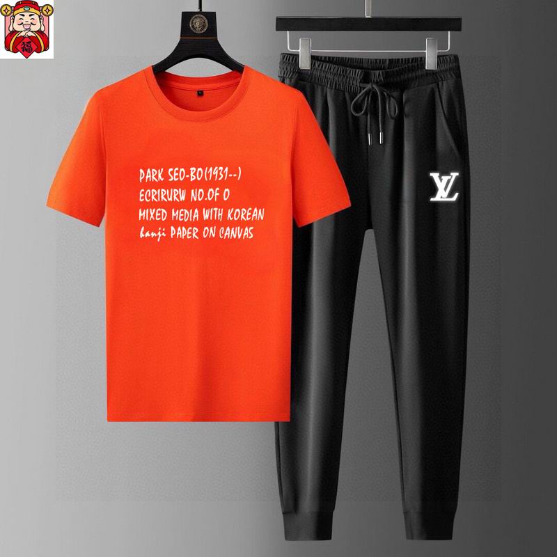 Wholesale High-quality Cheap Louis Vuitton Short Sleeve Replica Designer Tracksuits for sale