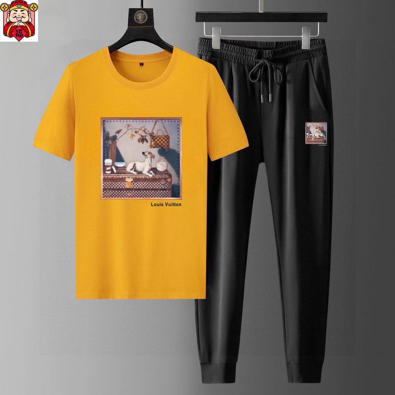 Wholesale High-quality Cheap Louis Vuitton Short Sleeve Replica Designer Tracksuits for sale