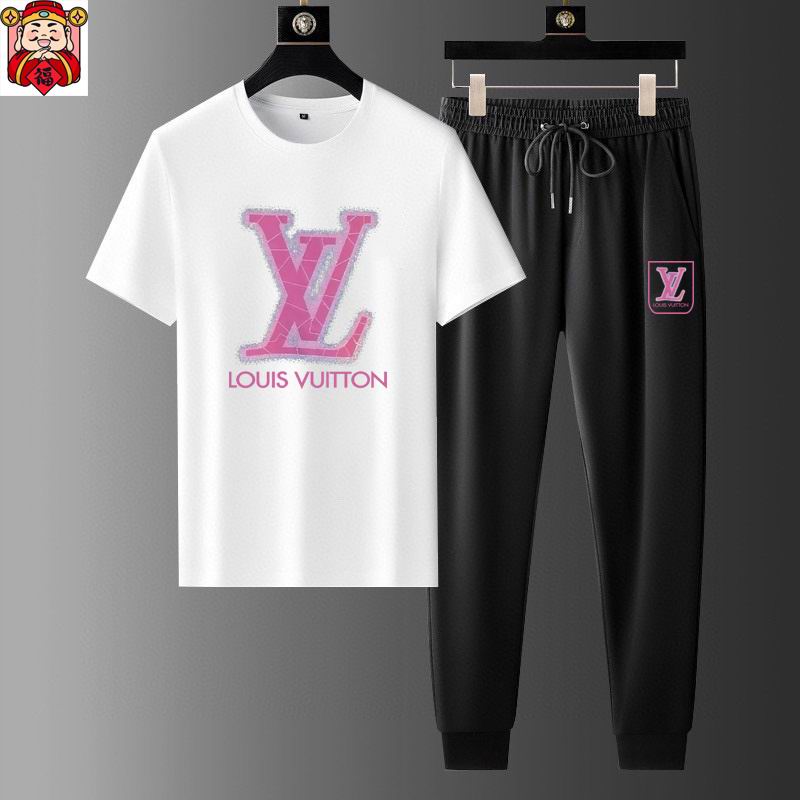 Wholesale High-quality Cheap Louis Vuitton Short Sleeve Replica Designer Tracksuits for sale
