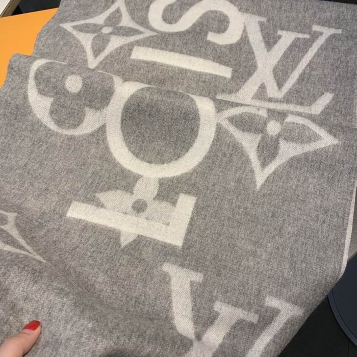 Wholesale Cheap Louis vuitton Designer Scarf for sale