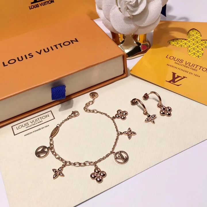 Wholesale Cheap Louis Vuitton Jewelry Set for Sale