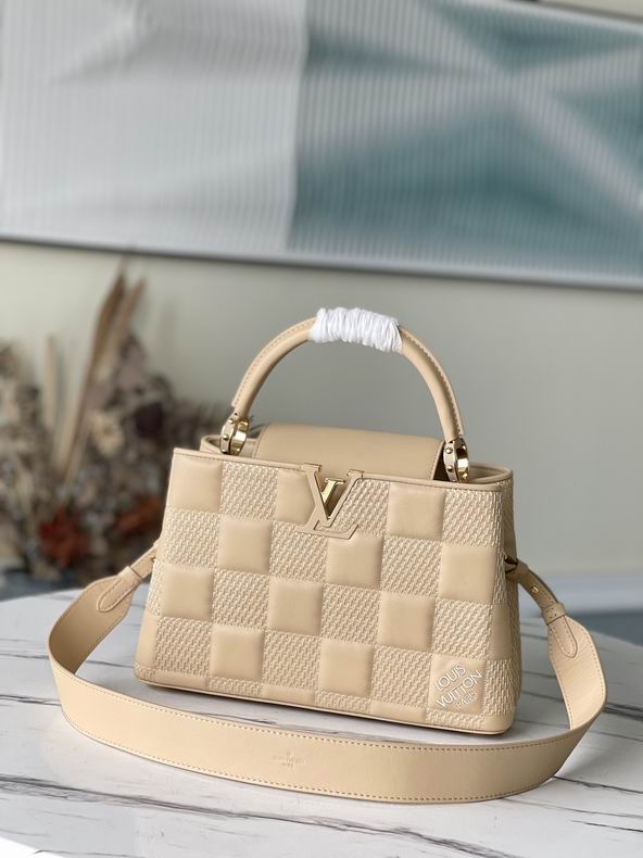 Wholesale Cheap Louis Vuitton Capucines WOMEN Leather Handbags for Sale
