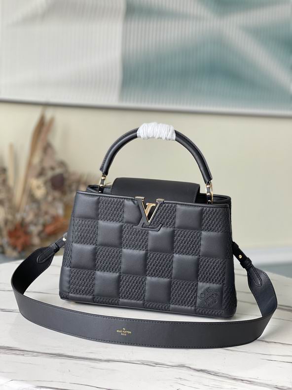 Wholesale Cheap Louis Vuitton Capucines WOMEN Leather Handbags for Sale