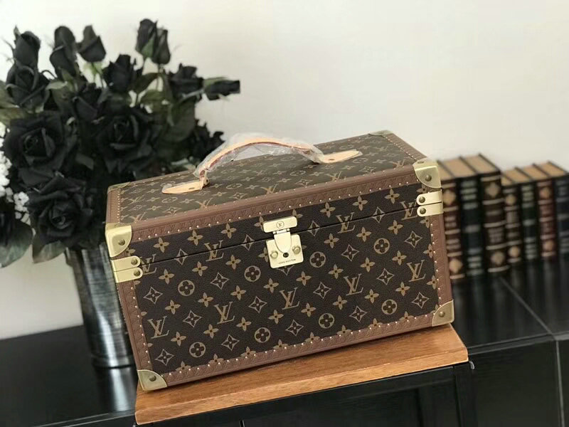 Wholesale Louis Vuitton Bisten Monogram Canvas Suitcase