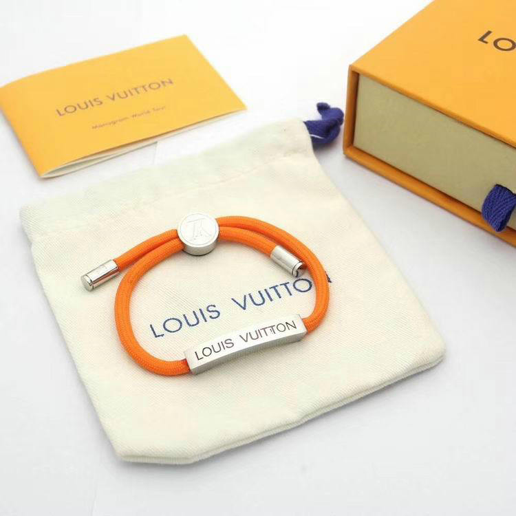 Wholesale Cheap Louis Vuitton Designer Bracelets for Sale