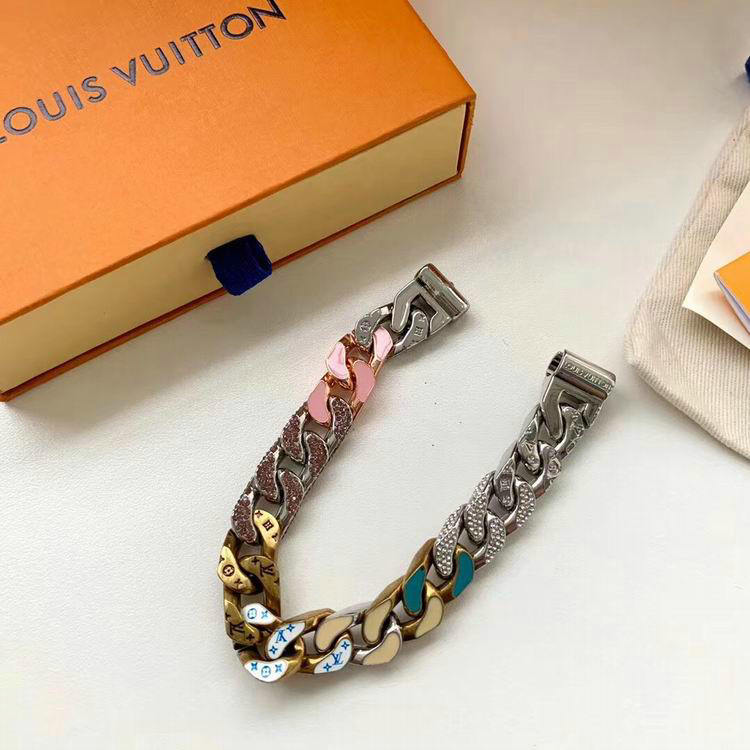 Wholesale Cheap Louis Vuitton Designer Bracelets for Sale
