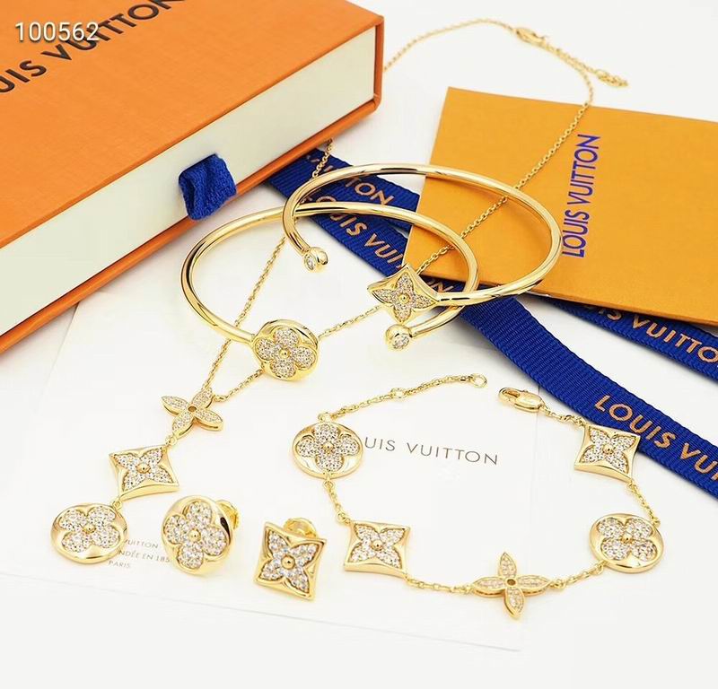 Wholesale Cheap Louis Vuitton Jewelry Set for Sale