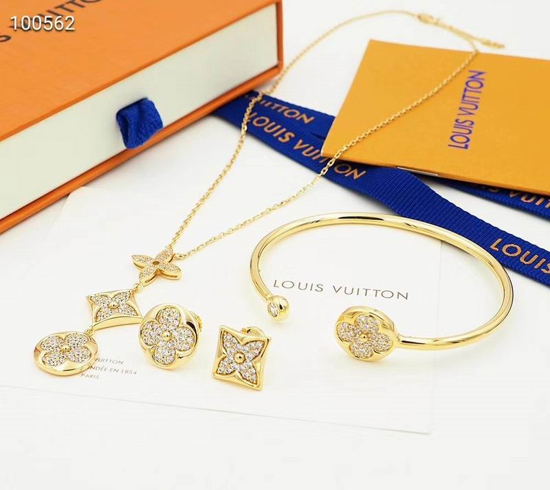 Wholesale Cheap Louis Vuitton Jewelry Set for Sale