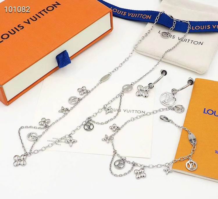 Wholesale Cheap Louis Vuitton Jewelry Set for Sale