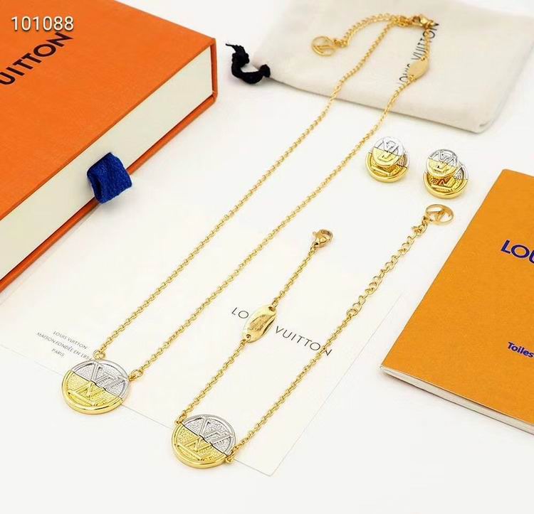 Wholesale Cheap Louis Vuitton Jewelry Set for Sale