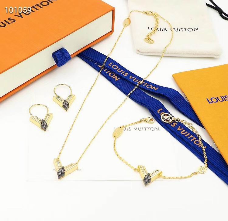 Wholesale Cheap Louis Vuitton Jewelry Set for Sale