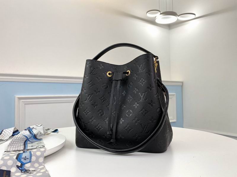 Wholesale Cheap Louis Vuitton NéoNoé MM Leather Handbags for sale