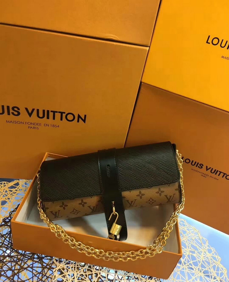 Wholesale Fashion Louis Vuitton Monogram Canvas Glasses Case Handbags