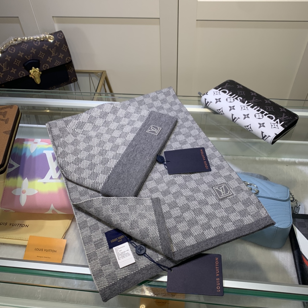 Wholesale Cheap Lv Scarf Hats set