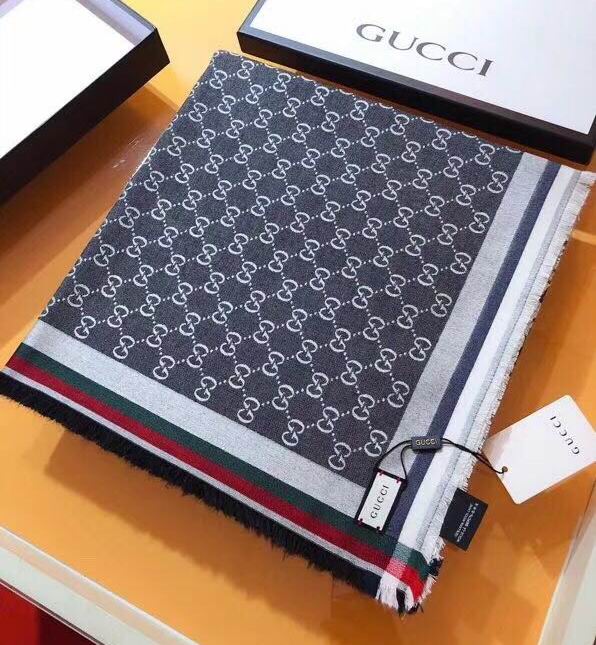 Wholesale Cheap Louis Vuitton Scarves for Sale