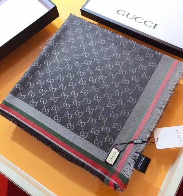 Wholesale Cheap Louis Vuitton Scarves for Sale