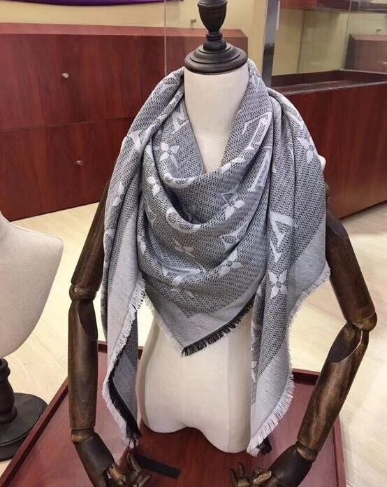 Wholesale Cheap Louis Vuitton Scarves for Sale