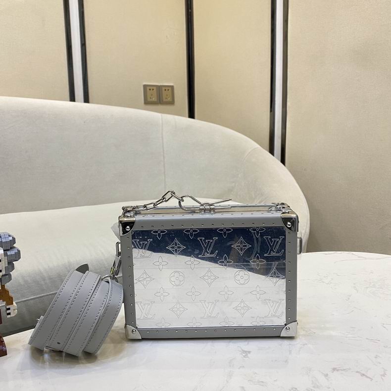 Wholesale Cheap Louis Vuitton Soft Trunk Shoulder Bags for Sale