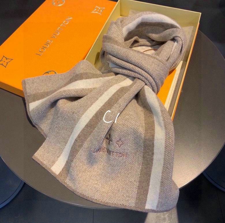 Wholesale Cheap LV Designer Scarves for Sale
