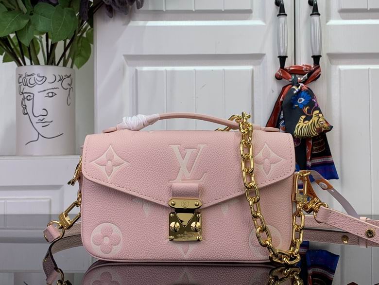 Wholesale AAA Quality Louis Vuitton Pochette Métis East West Monogram Leather bags for Sale