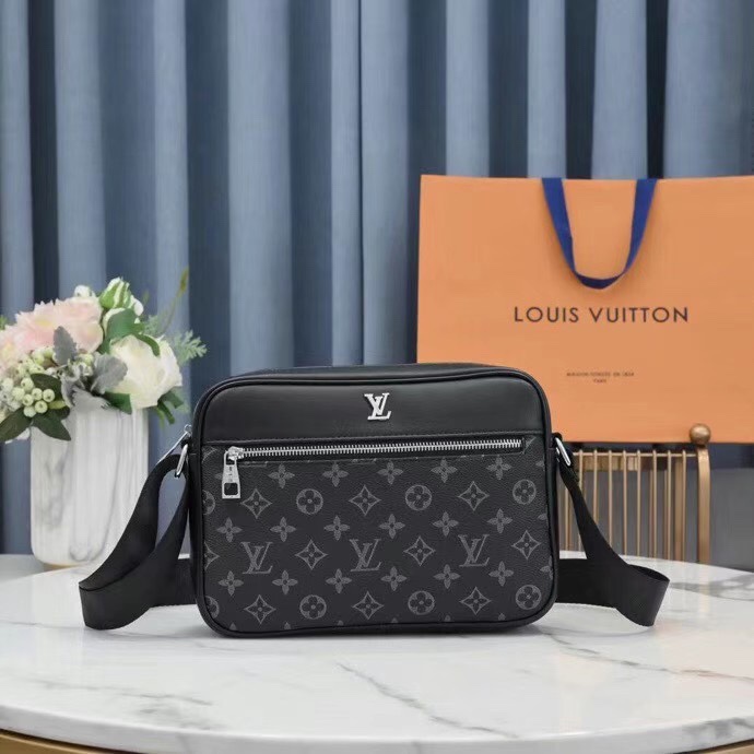 Wholesale Cheap Lv Men Designer Bags for Sale
