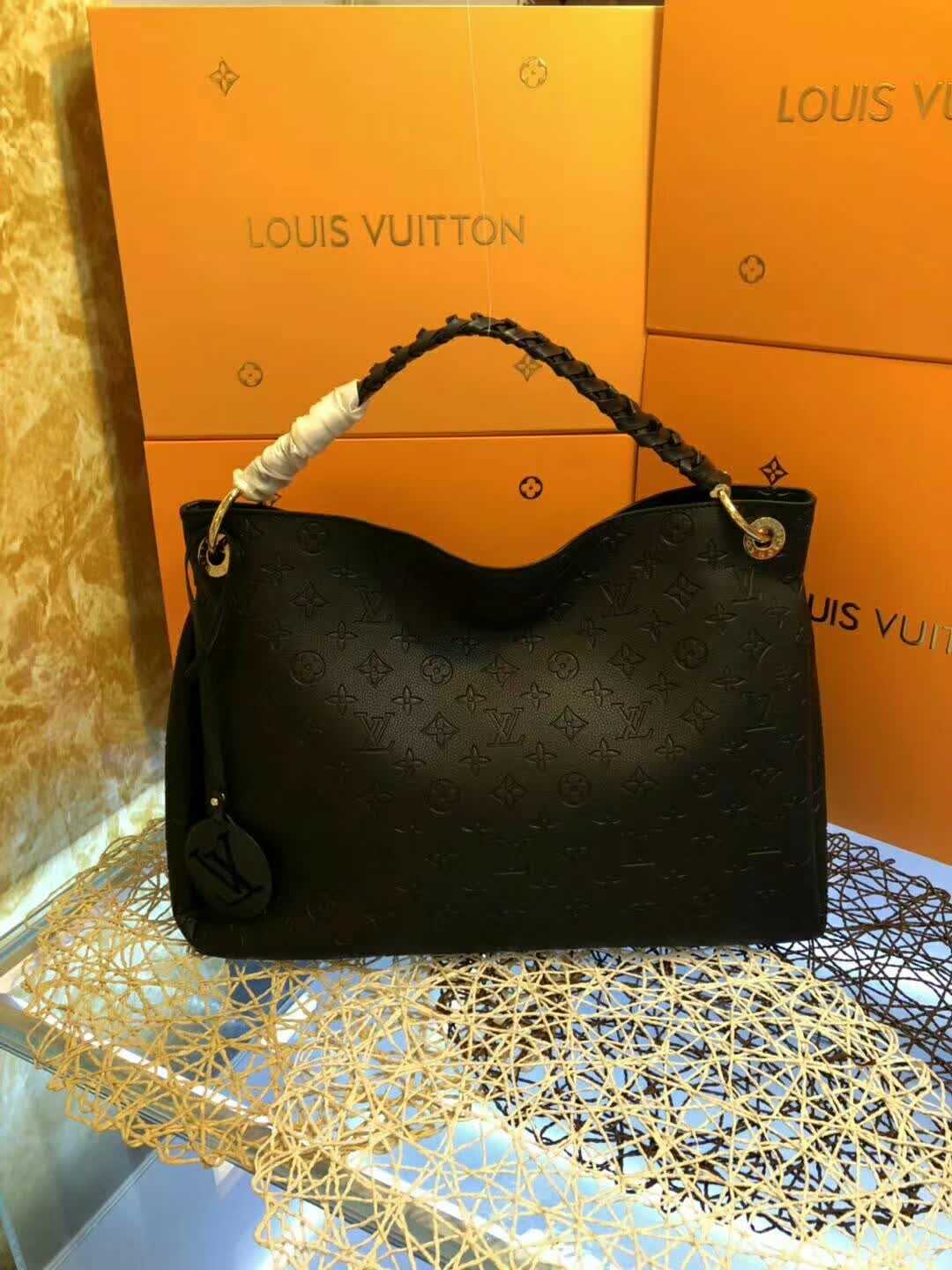 Wholesale Louis Vuitton Artsy MM Monogram Canvas bags for sale