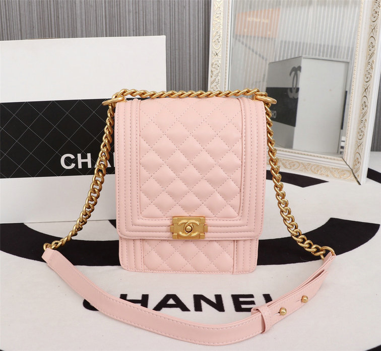 Wholesale Womens Fashion Replica Bags
