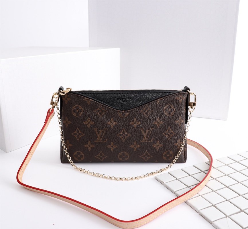 Wholesale Cheap Louis Vuitton Pallas Clutch Bags for sale