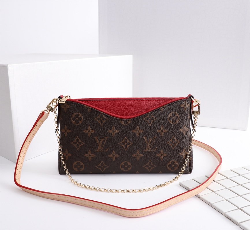 Wholesale Cheap Louis Vuitton Pallas Clutch Bags for sale