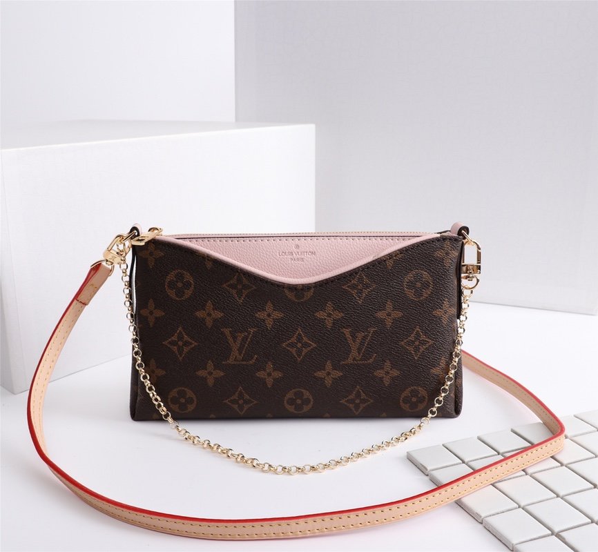Wholesale Cheap Louis Vuitton Pallas Clutch Bags for sale