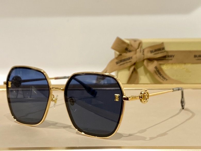 Wholesale Cheap AAA B urberry Replica Sunglasses for Sale