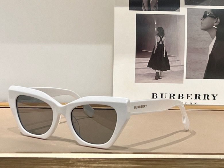 Wholesale Cheap AAA B urberry Replica Sunglasses for Sale