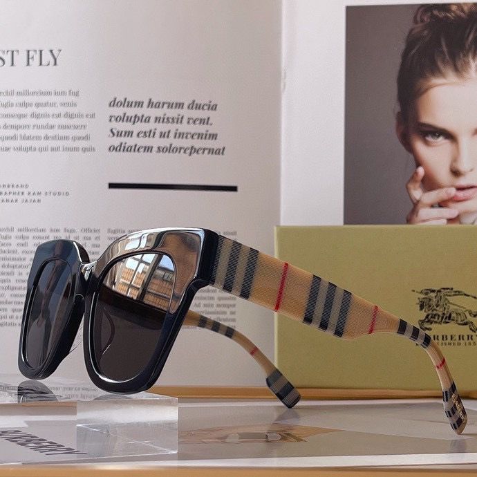 Wholesale Cheap AAA B urberry Replica Sunglasses for Sale