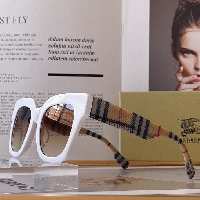 Wholesale Cheap AAA B urberry Replica Sunglasses for Sale