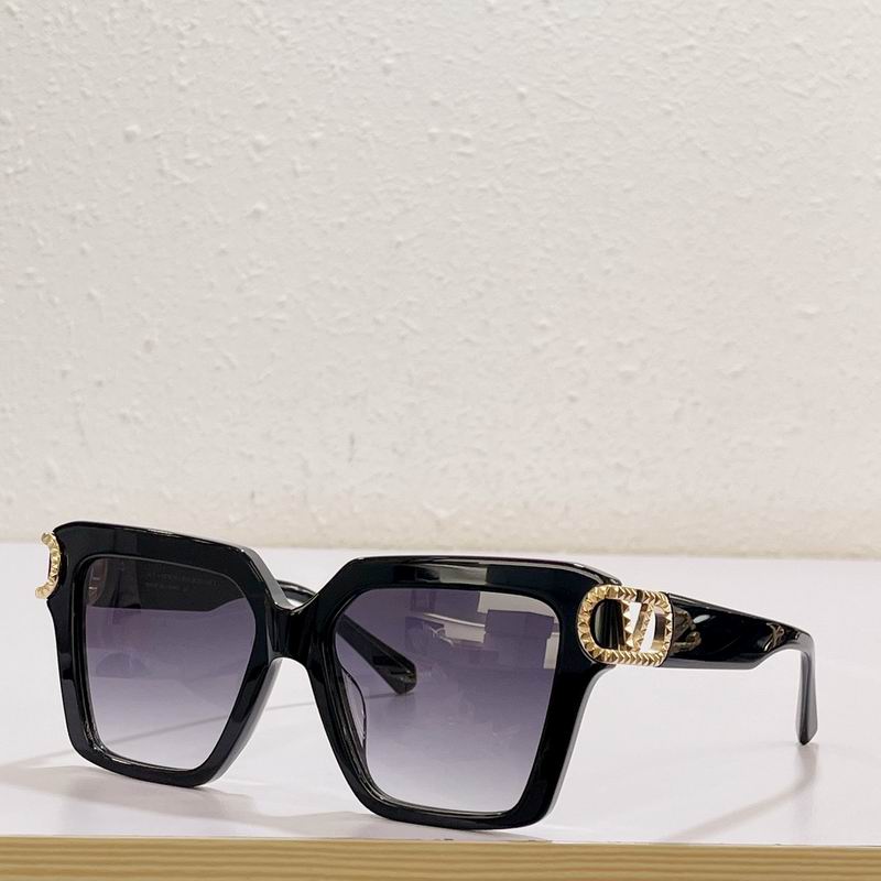 Wholesale Cheap Valentino Replica Sunglasses Aaa for Sale
