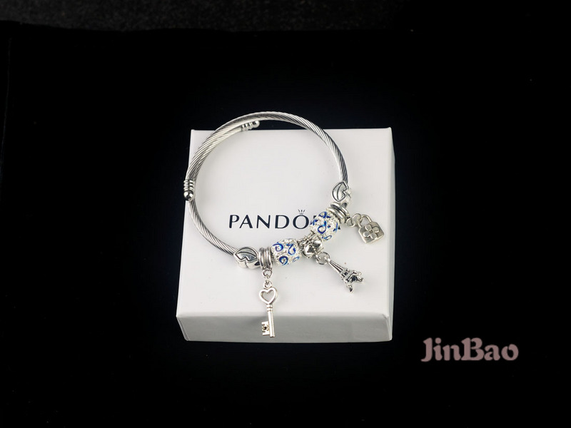 Wholesale Cheap PANDORA Womens Fashion Bracelets for Sale