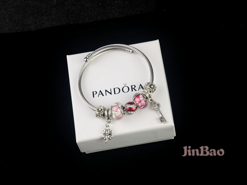 Wholesale Cheap PANDORA Womens Fashion Bracelets for Sale
