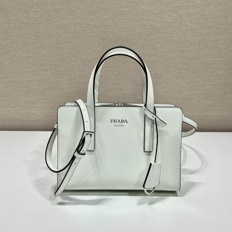 Wholesale Cheap Aaa P rada Women Bags for Sale