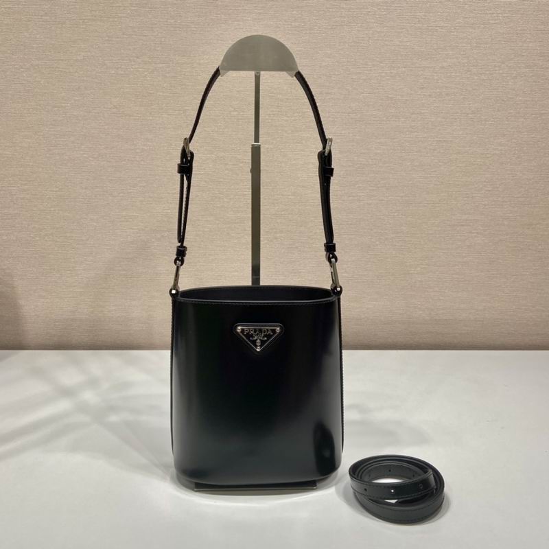 Wholesale Cheap Aaa P rada Women Designer Bags for Sale