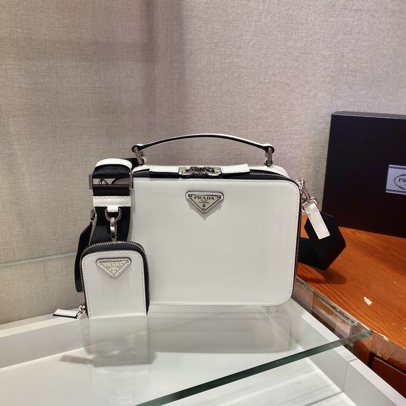 Wholesale Cheap P rada Aaa Designer bags for Sale