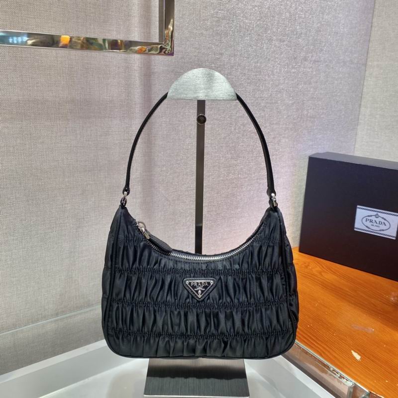 Wholesale Cheap P rada Aaa Designer bags for Sale