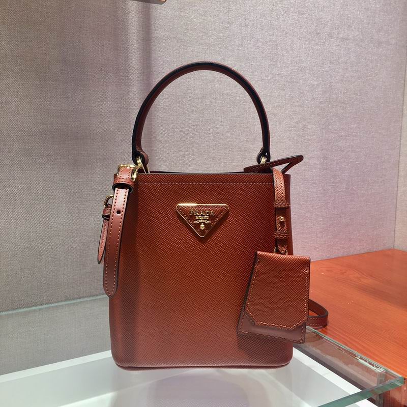 Wholesale Cheap Aaa P rada Women Designer Bags for Sale